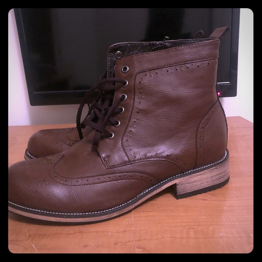Men’s causal boots